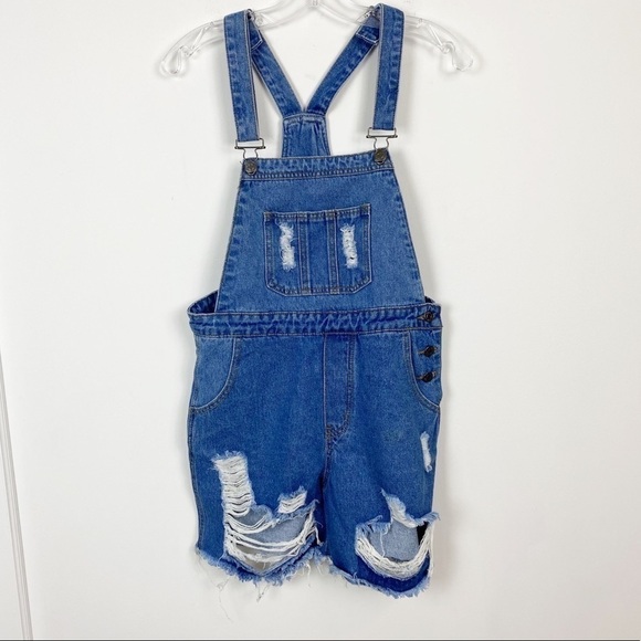 Rockn Rev Jean Overall distressed shorts size 2 - Picture 13 of 13
